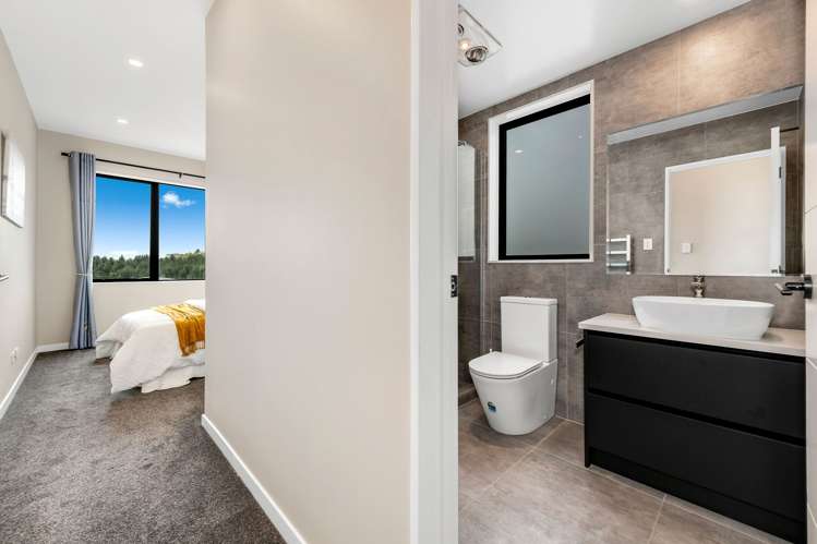 4 Alluvial Street Flat Bush_10