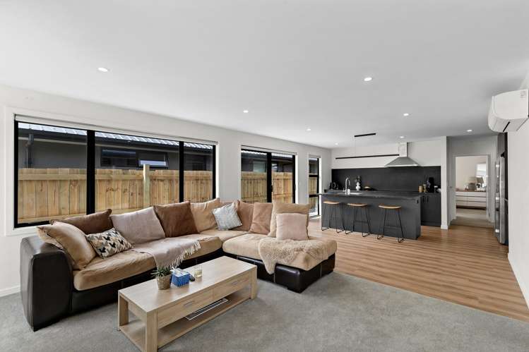 13 Caton Street Lake Hawea_5