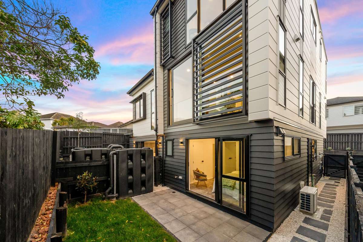 1664E Great North Road_5