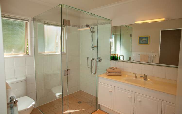 19 Taipa Point Road Taipa_12