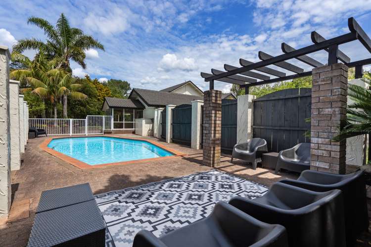 53 Nui Mana Place Te Atatu South_14