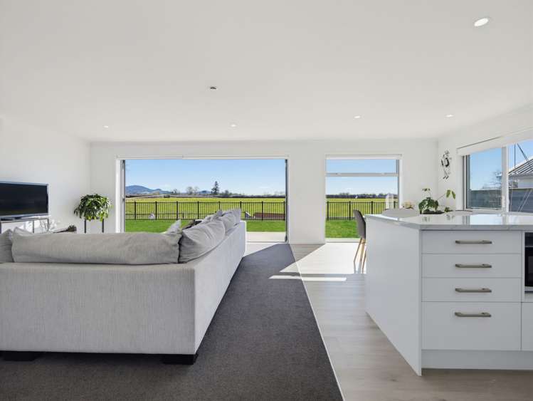 54 Peakedale Drive Matamata_11