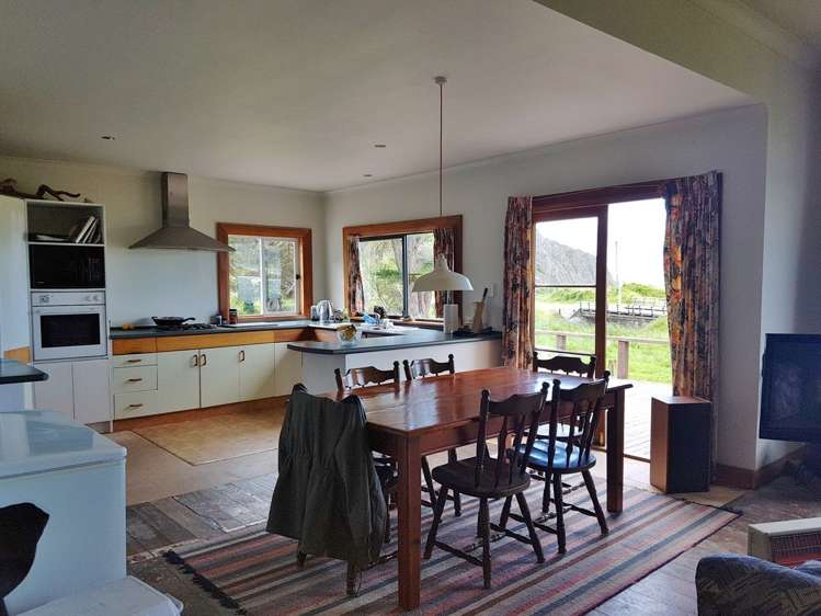 4 Parua Street Tokomaru Bay_6