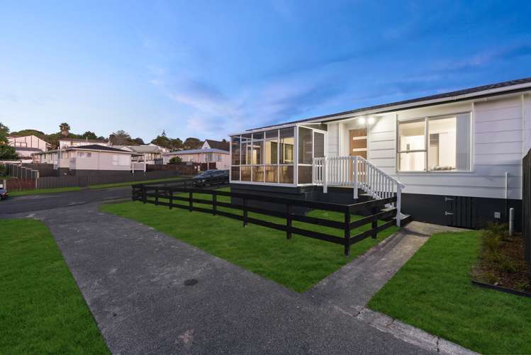 1/3 Sentosa Place Clover Park_12