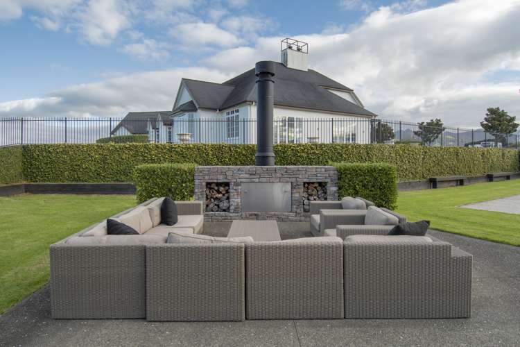 13 Gleneagles Drive Aongatete_21