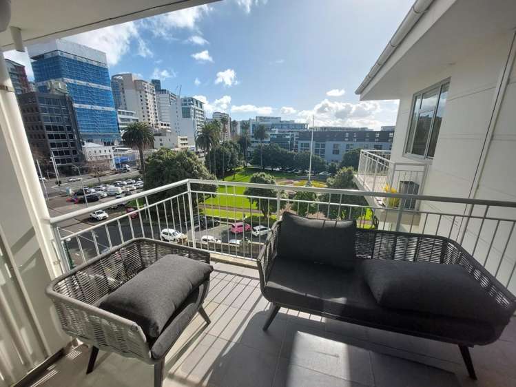 606/10 Ronayne Street 10015_9