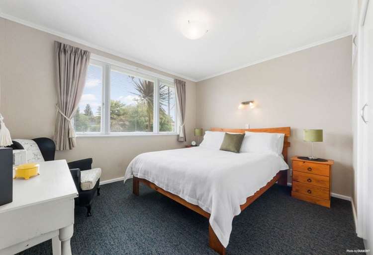 6 Woodford Avenue Henderson_6
