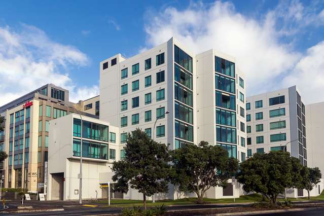 423/8 Dockside Lane Auckland Central_2