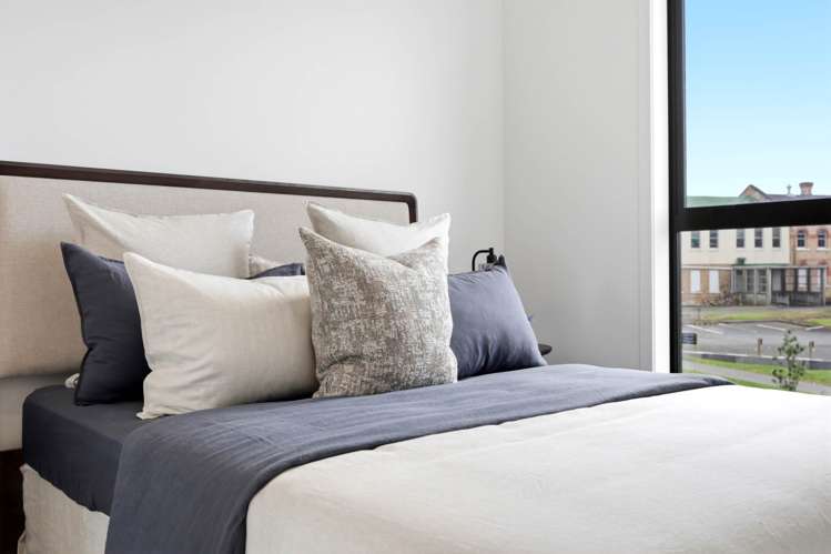 2A Te Ara Taurapa Pt Chevalier_43