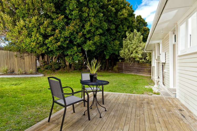 2/7 Vera Road Te Atatu South_17