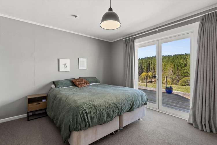 2033 Kahuranaki Road Kahuranaki_10