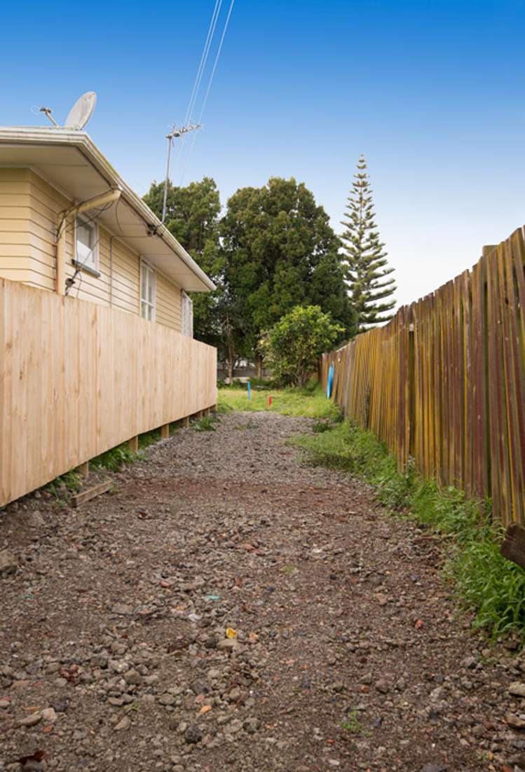 37a Cobham Crescent Kelston_5