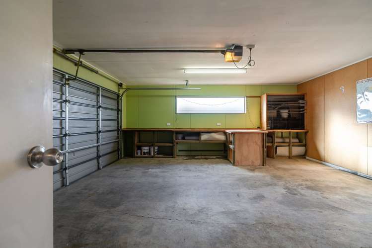 109 Fraser Drive Feilding_18