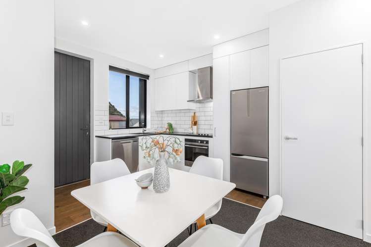 12/20 Trent Street Island Bay_8