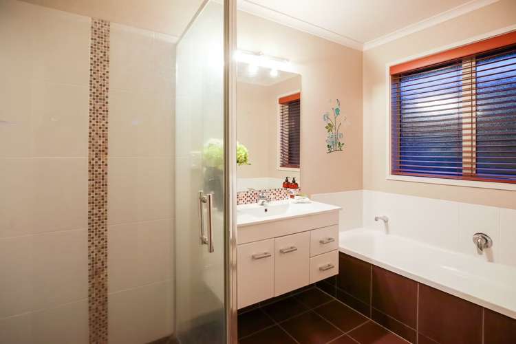 7 Millie Place Huntington_13
