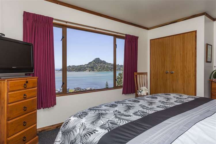 16 Pine Grove Tairua_11