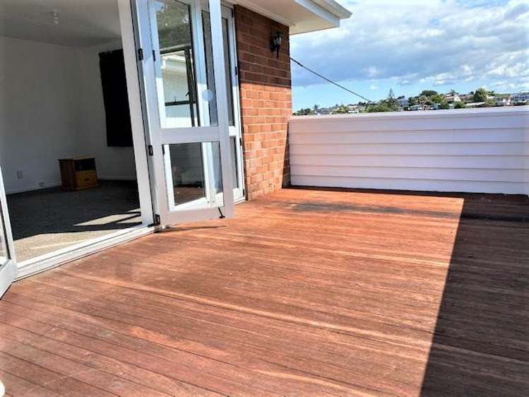 1 Phillip Parade Forrest Hill_2