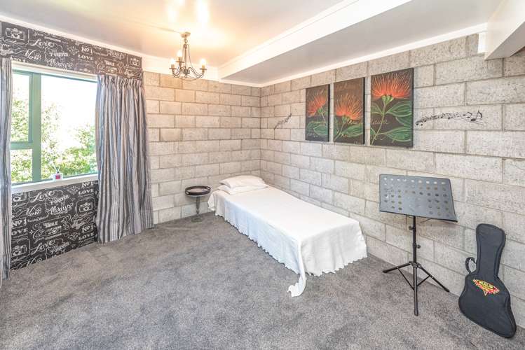 93b Mount View Road Bastia Hill_17