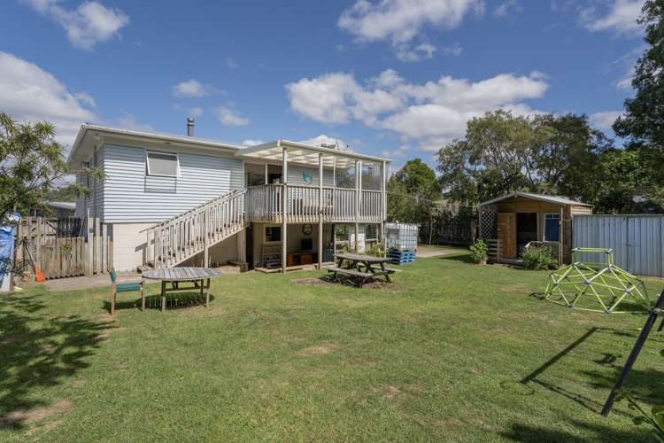 3 Daphne Road Tairua_30