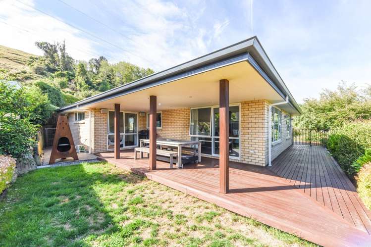 5 Norfolk Place Stoke_18