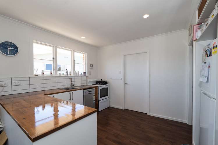 7 Reddecliffe Crescent Hampstead_2