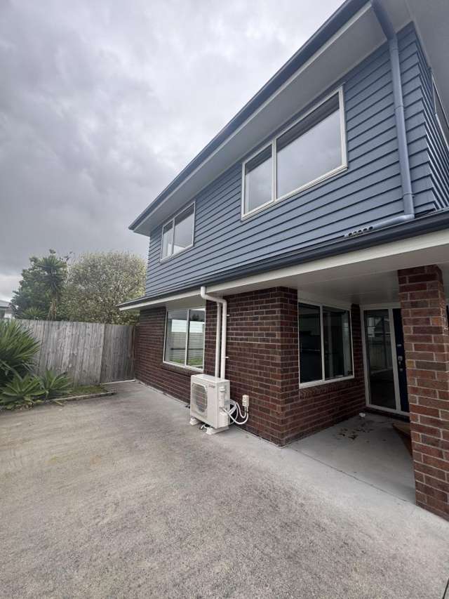 Renovated in the heart of Henderson