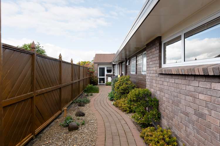 5 Crowden Place Harrowfield_28