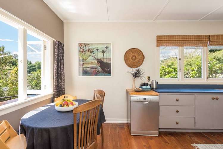 62 Montreal Road Toi Toi_7