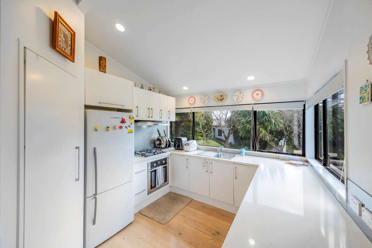 1/57 Unsworth Drive_2