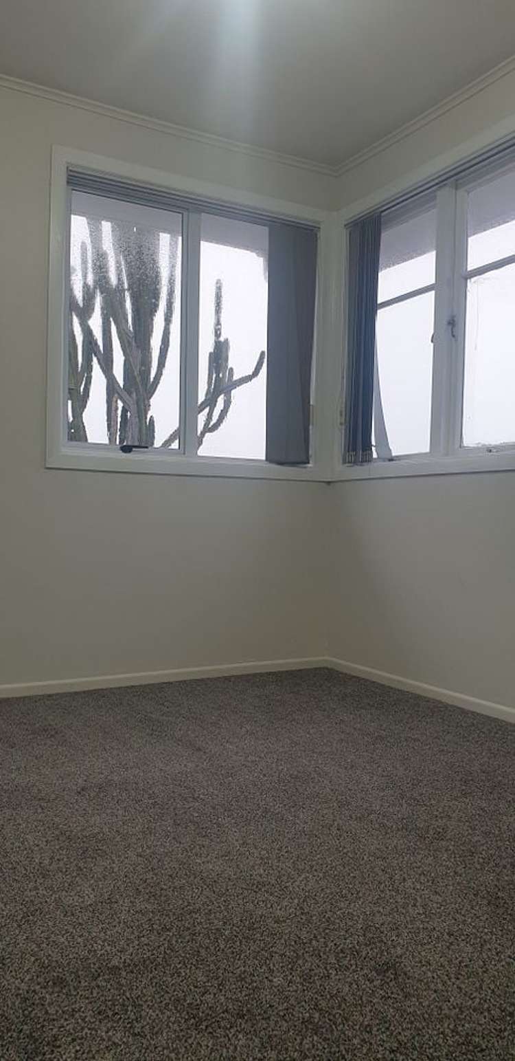 53 Vodanovich Road Te Atatu South_6