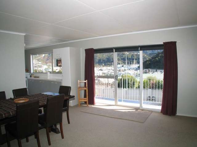 4a Rutland Street Picton_2