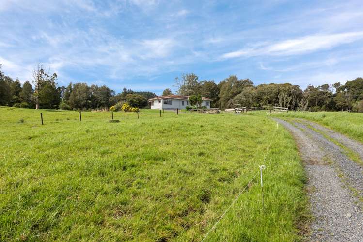 369 Mangakura Road Helensville_34