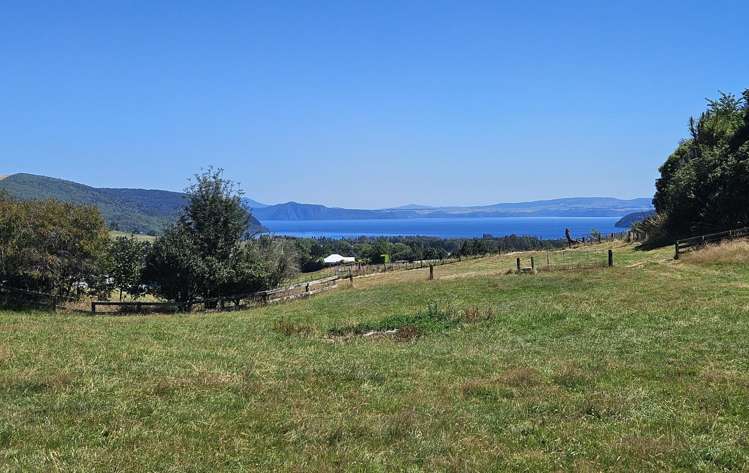 69 Hitiri Road Kinloch_24