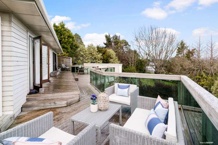 118 Flanshaw Road Te Atatu South_5