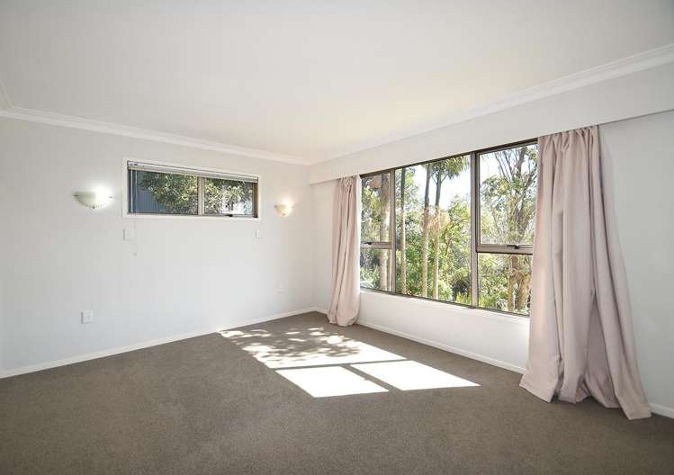 24 Domain Crescent Muriwai_12
