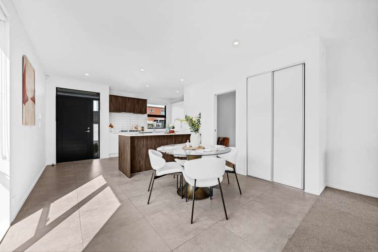 16 Paterae Lane Flat Bush_23
