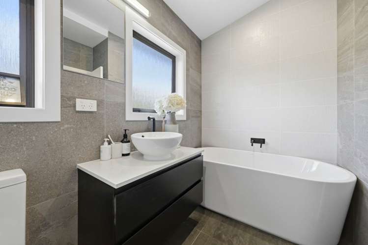 59 Waipuia Place Greenhithe_16