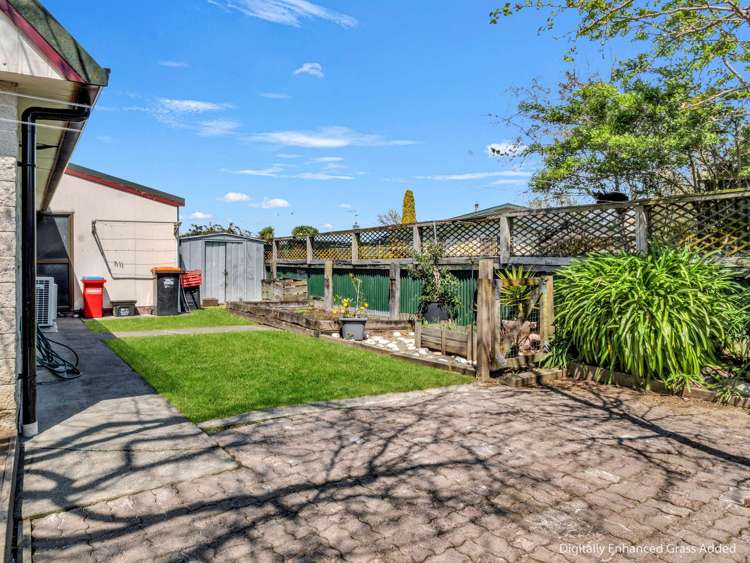 4 Charisma Court Kelvin Grove_27