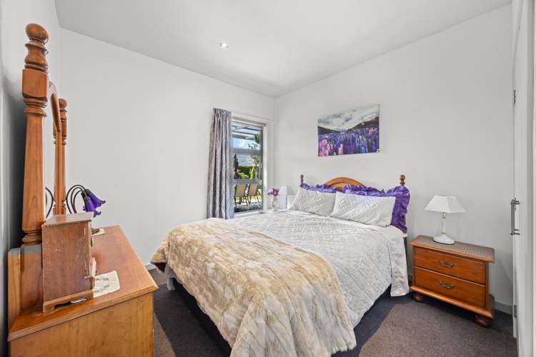 56 Nichol Street Lake Hawea_11