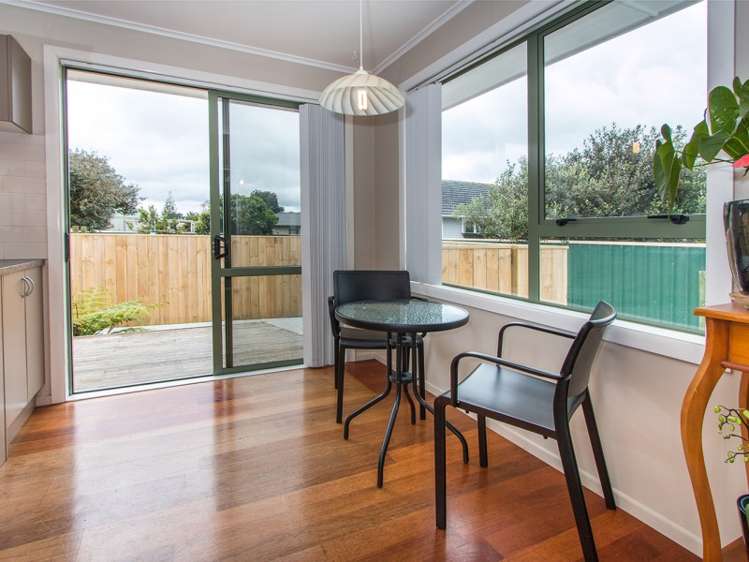 17 Stokes Avenue Te Atatu Peninsula_5