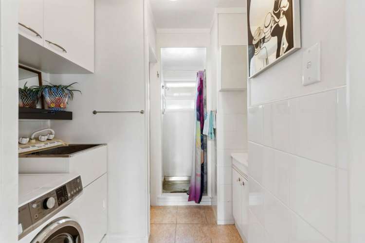 2/14 Argyle Street Herne Bay_8