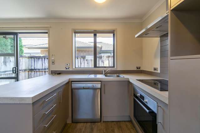 5/102 Old Farm Road Hamilton East_1