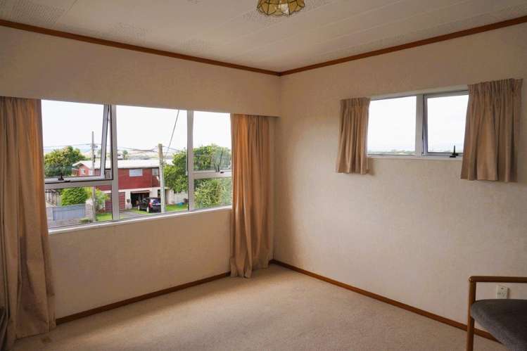 12 Seaview Road Ruakākā_14