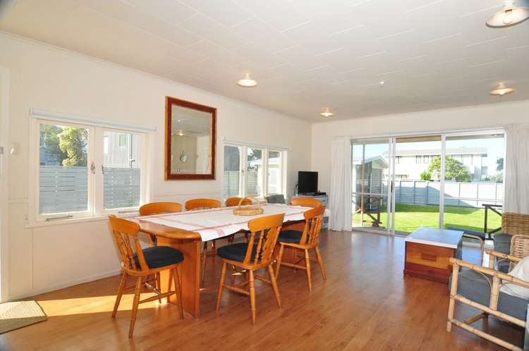 330 Ocean Road Whangamata_7