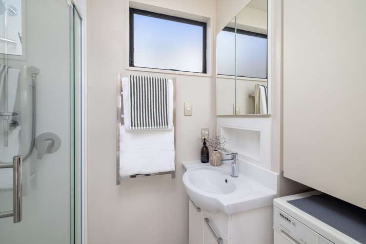 13 Reserve Terrace Lyttelton_9