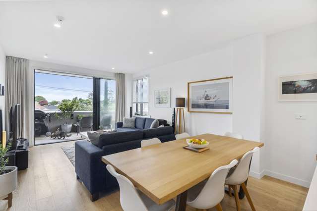 114/1 Kimiora Street Three Kings_1