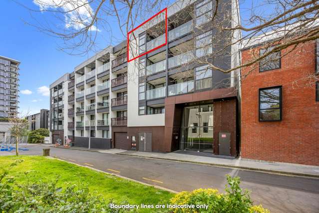 418/9 Madeira Lane Grafton_2