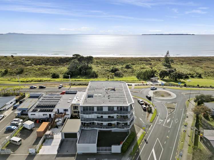 2/898 Papamoa Beach Road_0