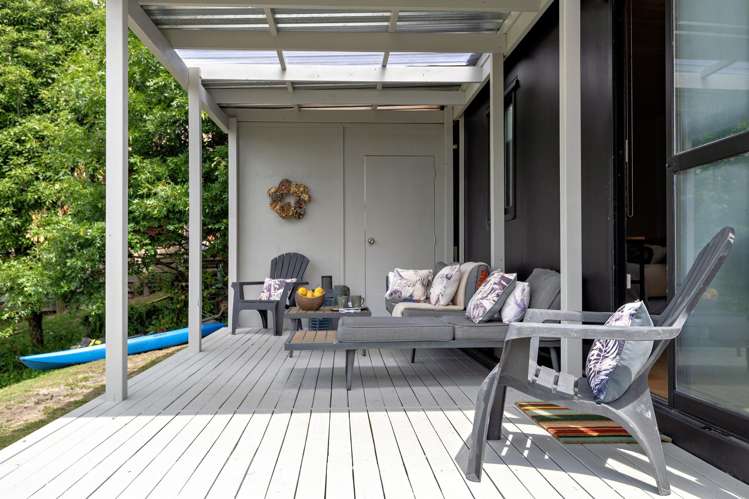 37 Oxford Road Lake Rotoma_33