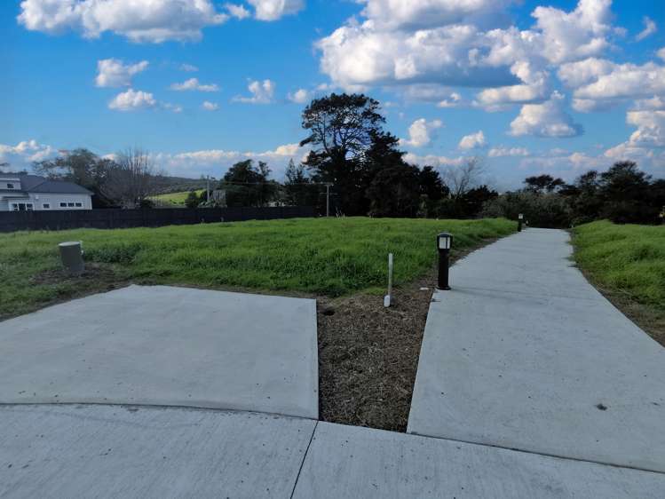 11 Manaaki Circle Paparoa_1